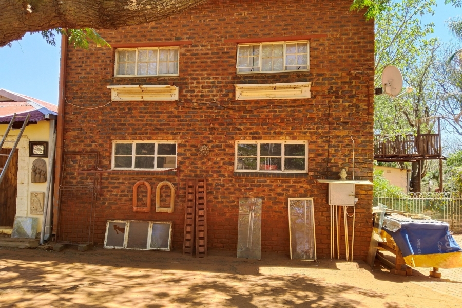 14 Bedroom Property for Sale in Schietfontein North West